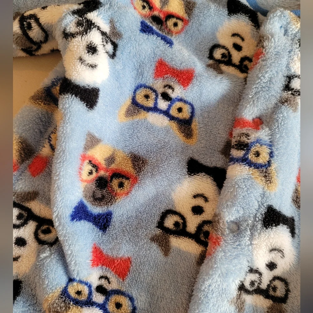 Infant boy's Animal Themed Footie pajamas bundle 6-9 months